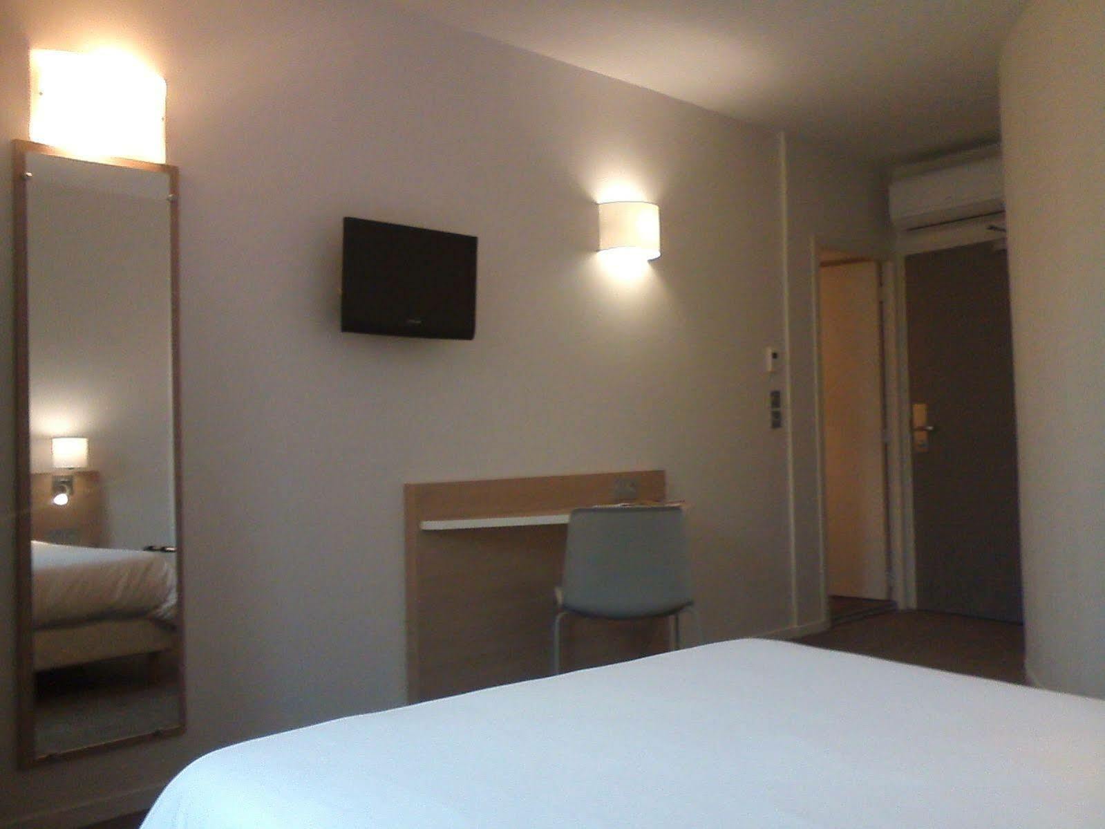 Brit Centre Gare 3*